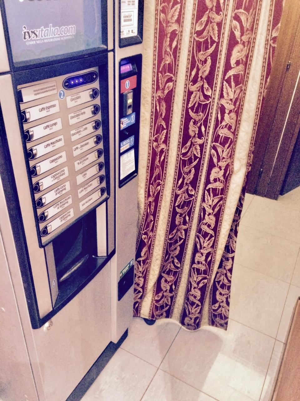 Caput Mundi Hotel Rome Luaran gambar